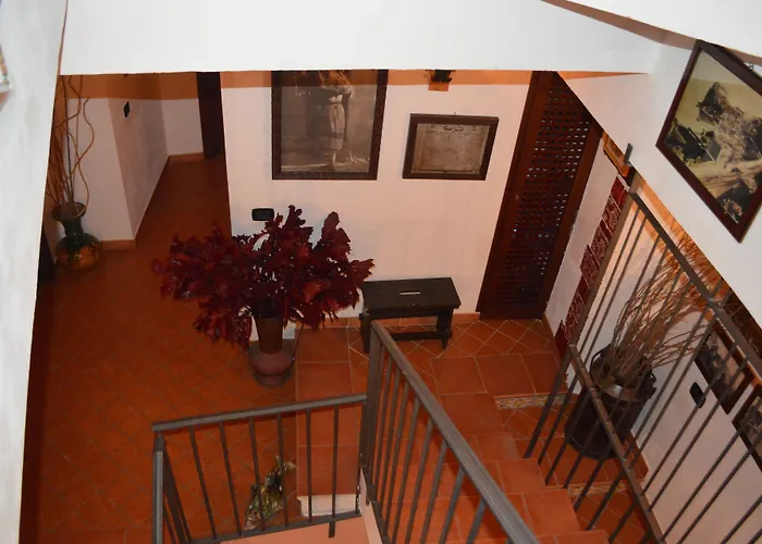 La Locandiera Scilla