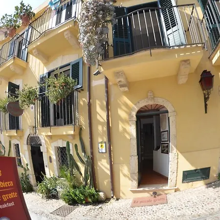 La Locandiera Bed & Breakfast 3*