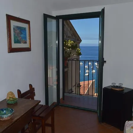 La Locandiera Scilla