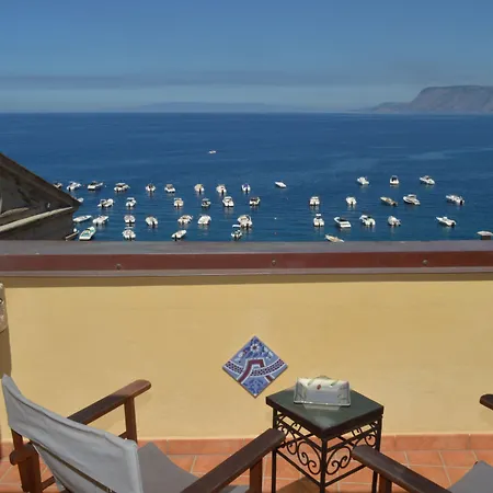 Bed & Breakfast La Locandiera Scilla