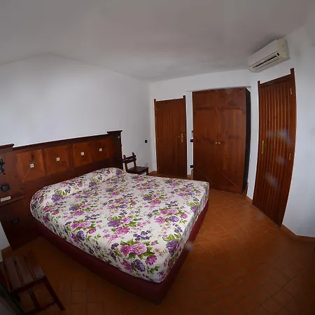 La Locandiera Scilla