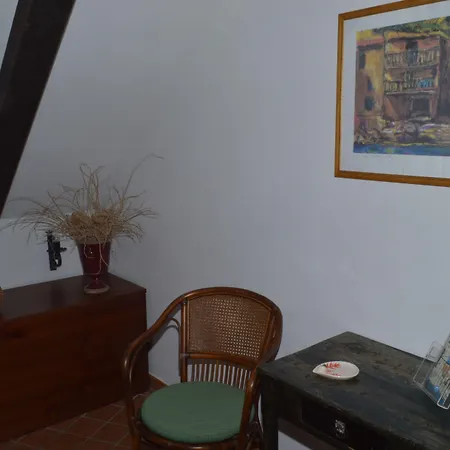 La Locandiera Nocleg ze śniadaniem Scilla