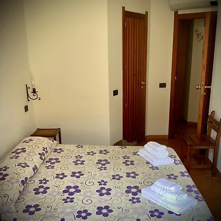 La Locandiera Scilla