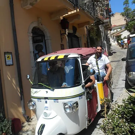 La Locandiera Scilla