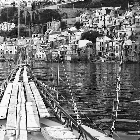 Nocleg ze śniadaniem La Locandiera Scilla